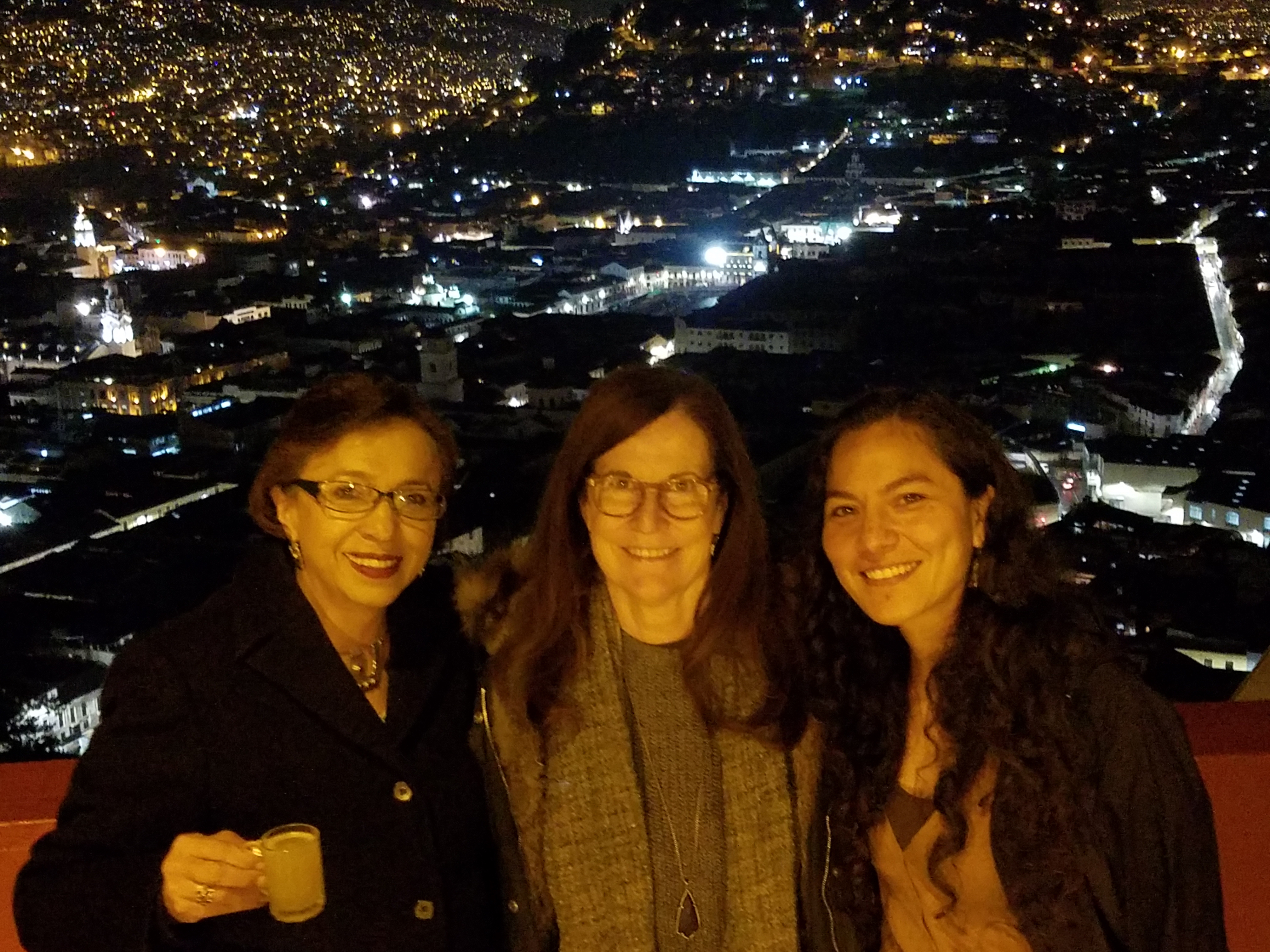 overlooking-quito